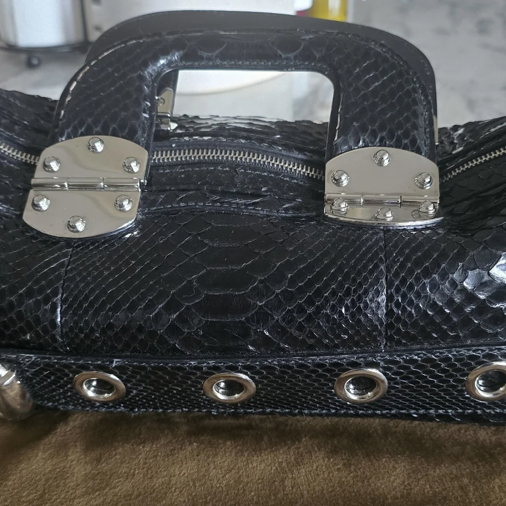 *AUTHENTIC* Gorgeous GUCCI Romy Boston Satchel - Python - Picture 7 of 15